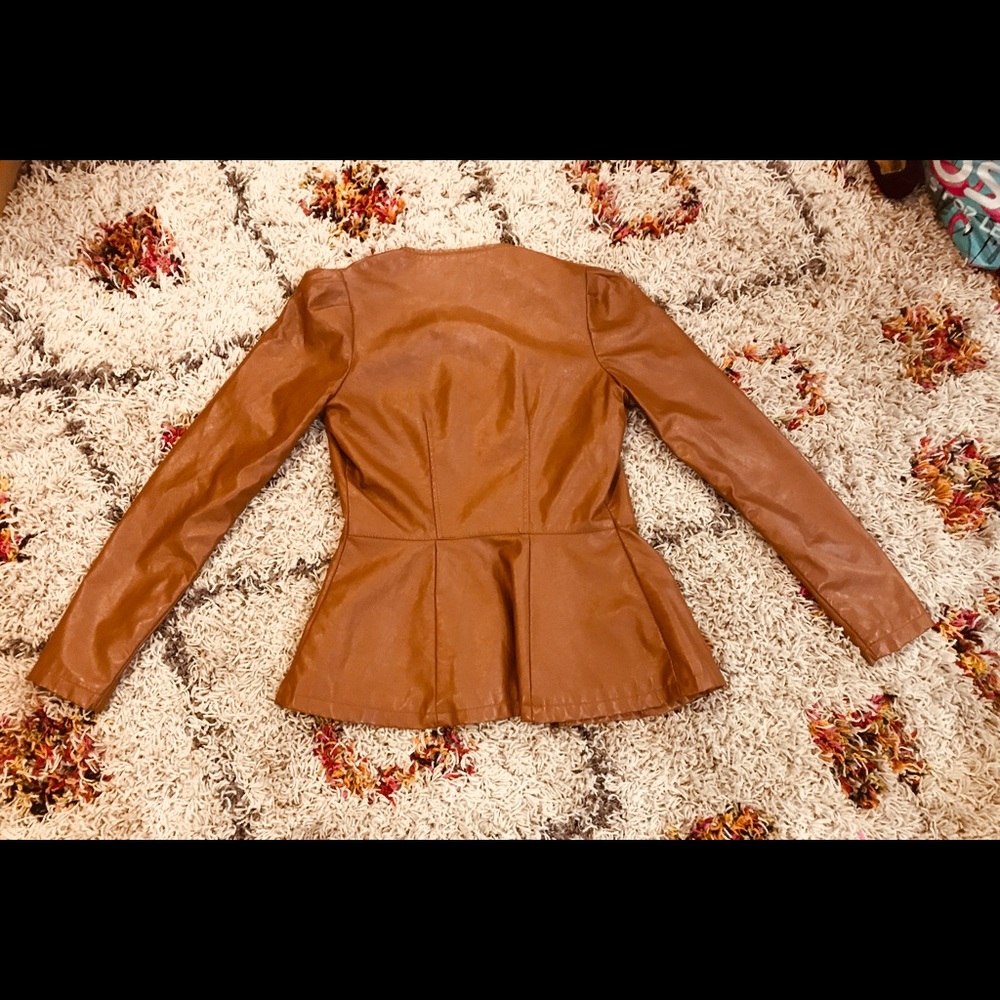Jacket - Picture 2 of 4